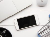 Gadgets pequenos para dev: 3 reviews e como usar na prática