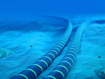 Cabo submarino Nuvem: latência menor e ajustes para devs