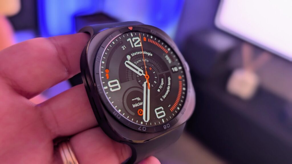 IA em smartwatches Samsung: pipeline local, privacidade e latência