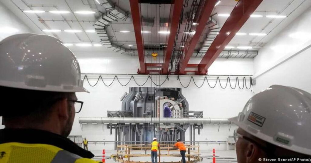 Fusão nuclear em 2026 para devs: pipeline, IA e telemetria
