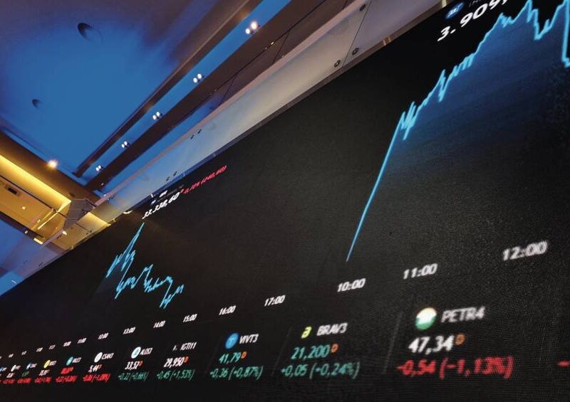 Como diversificar carteira nos EUA com ETFs e IA na prática