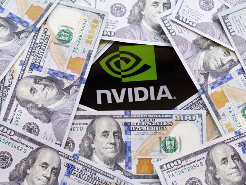 Nvidia dobrou receita e ações caíram: o que muda para devs de IA