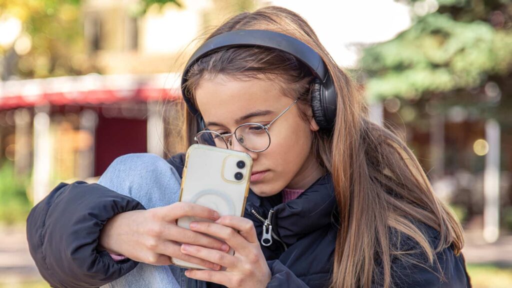 ChatGPT Teens: como os novos guardrails funcionam na API