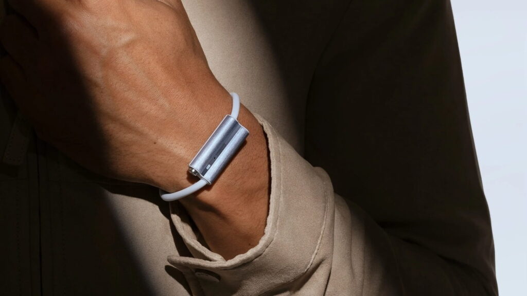 Luffu Link: análise técnica do wearable para cuidadores remotos