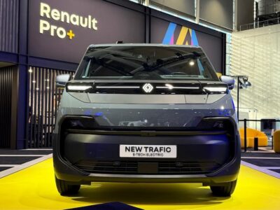 Renault Trafic E-Tech: review 800V e OTA para devs na estrada